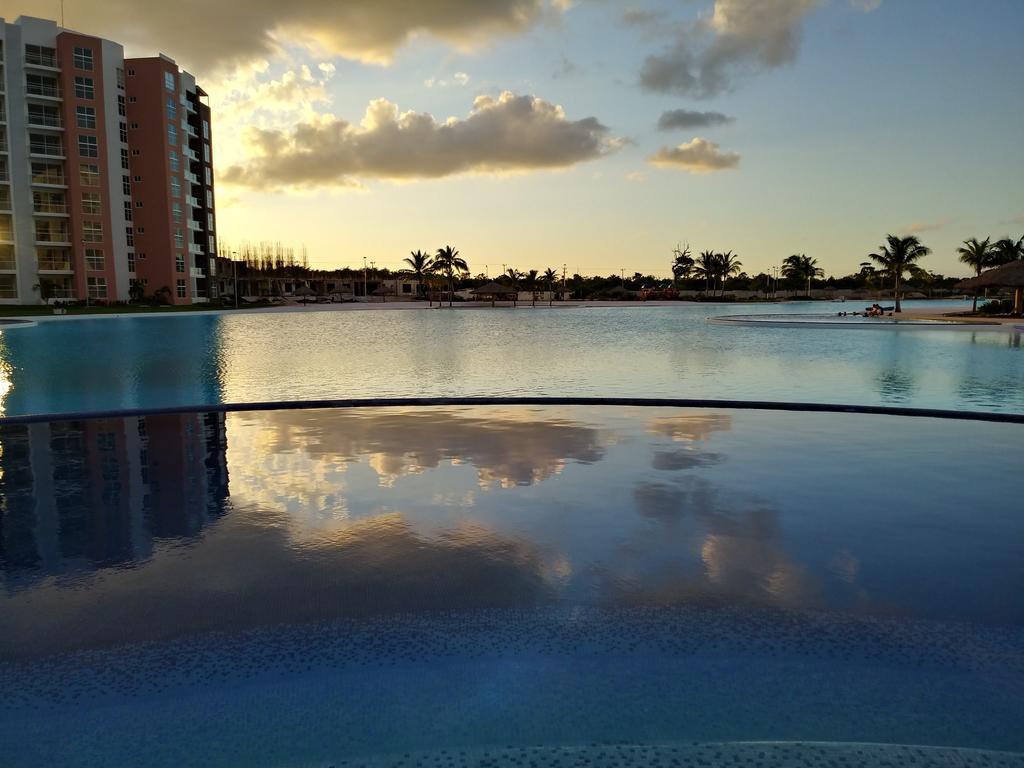Dreams Lagoon Cancun Exterior photo